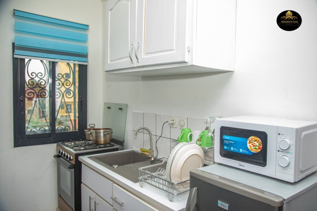 Appartement meublé 2chbr haut standing Efoulan