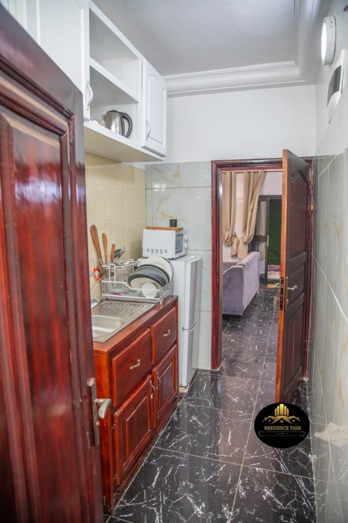 Appartement meublé studio haut standing Efoulan