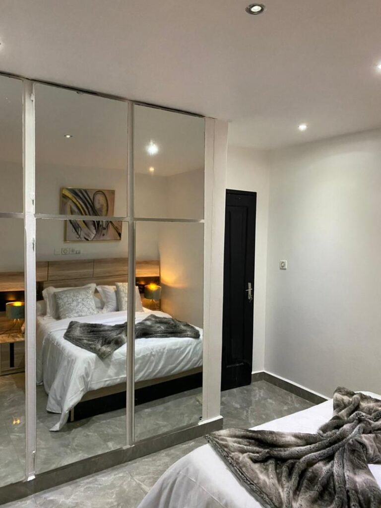 Magnifique studio moderne, entièrement meublé, confortable et équipé