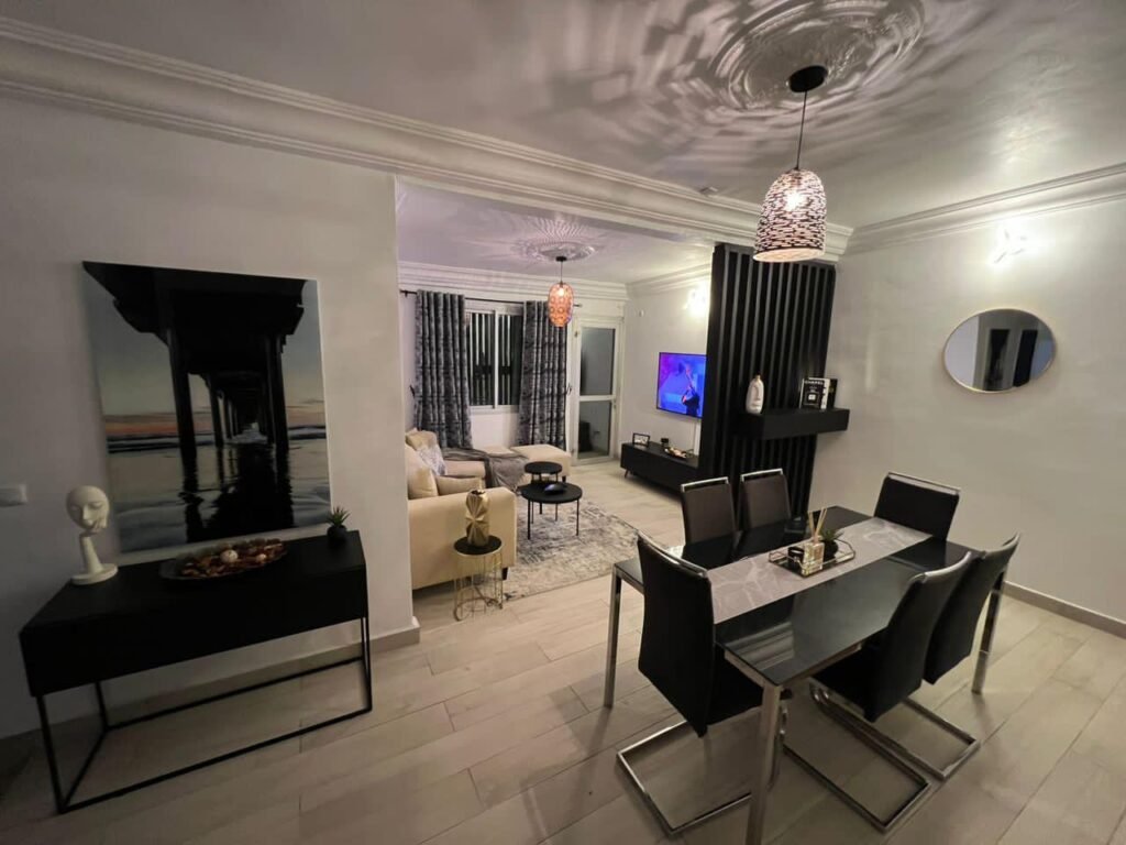 𝐀𝐩𝐩𝐚𝐫𝐭𝐞𝐦𝐞𝐧𝐭 𝐦𝐞𝐮𝐛𝐥é 𝐡𝐚𝐮𝐭 𝐬𝐭𝐚𝐧𝐝𝐢𝐧𝐠 situé à Bonamoussadi Vallée