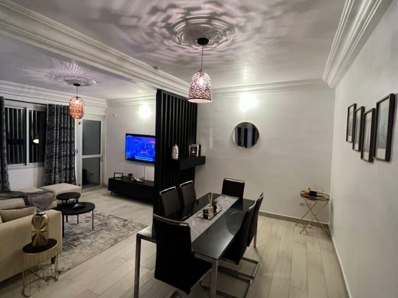 𝐀𝐩𝐩𝐚𝐫𝐭𝐞𝐦𝐞𝐧𝐭 𝐦𝐞𝐮𝐛𝐥é 𝐡𝐚𝐮𝐭 𝐬𝐭𝐚𝐧𝐝𝐢𝐧𝐠 situé à Bonamoussadi Vallée